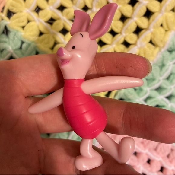B1G2 - Piglet Winnie the Pooh Figure - Buy 1, Get 2 FREE - Picture 2 of 4